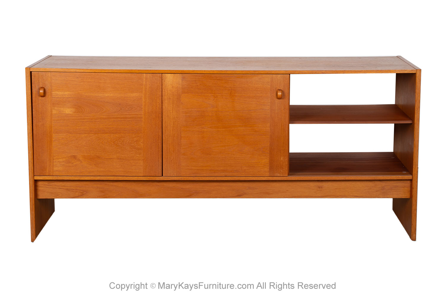 04933ed7-6f7d-4c65-ab79-770cc9801c67_mid-century-teak-Danish-Modern-credenza-sideboard-6.jpg