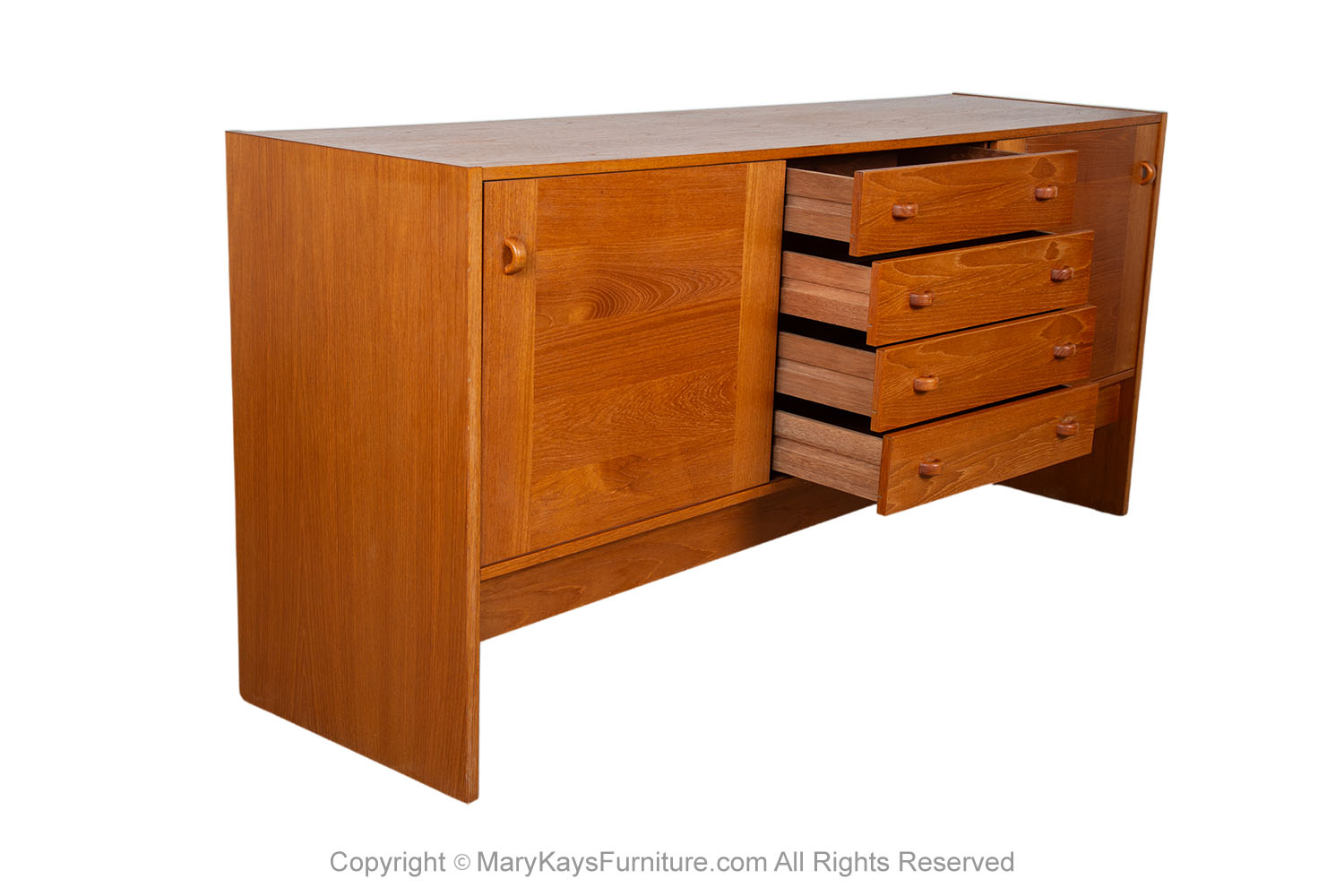 04933ed7-6f7d-4c65-ab79-770cc9801c67_mid-century-teak-Danish-Modern-credenza-sideboard-7.jpg