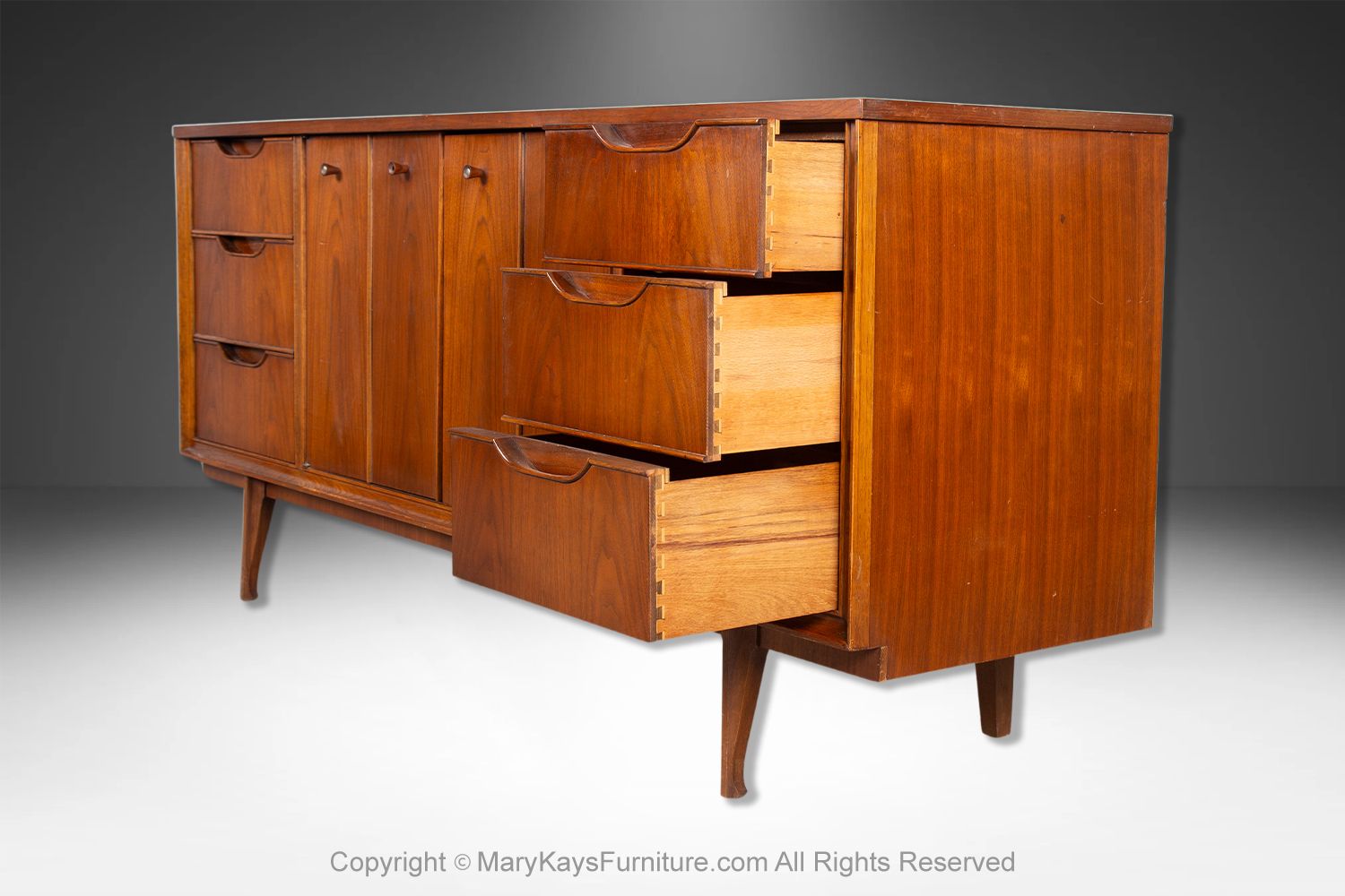 24624fc2-96c4-4638-b7fc-605cb9c8081d_Mid-Century-Modern-walnut-dresser-sideboard-7.jpg