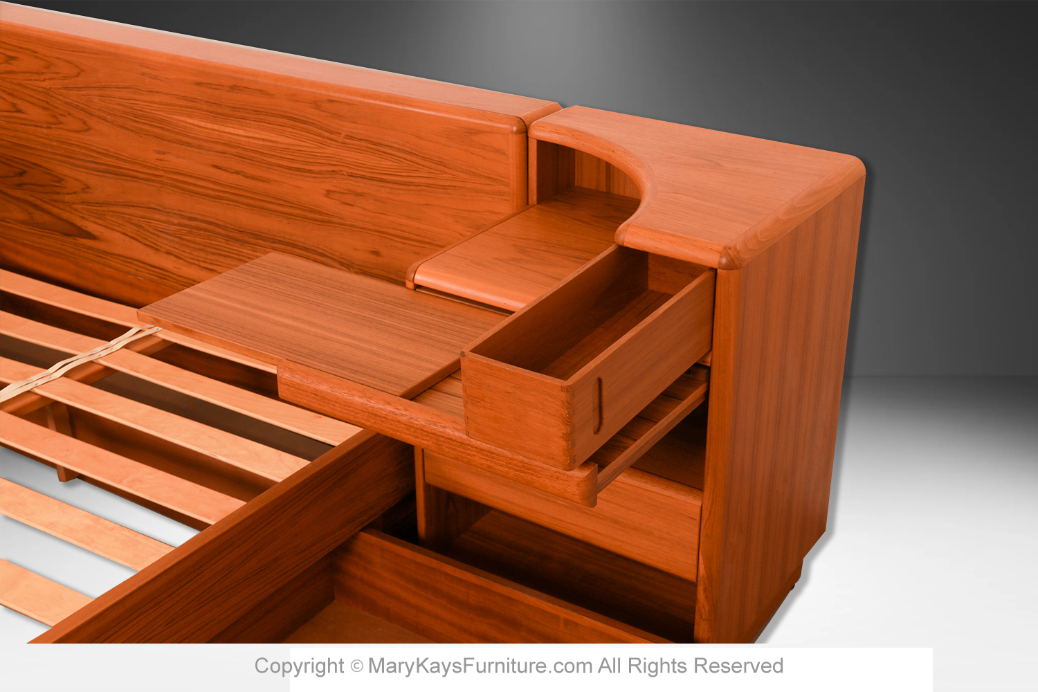 4081be22-c054-4648-b0c2-0dce1049b0ce_Danish-Mid-Century-Teak-King-Platform-Bed-and-Nightstands-5.jpg