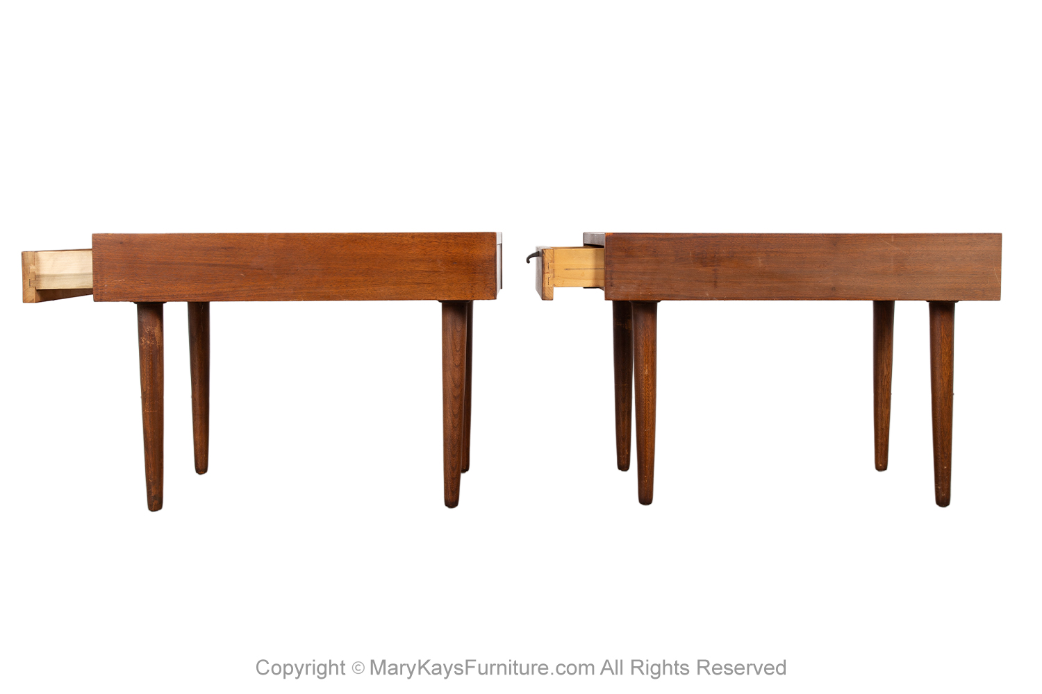 45426b7b-1069-45d4-9c07-90eba595d18e_Pair-Mid-Century-End-side-Tables-Nightstands-American-of-Martinsville-6.jpg