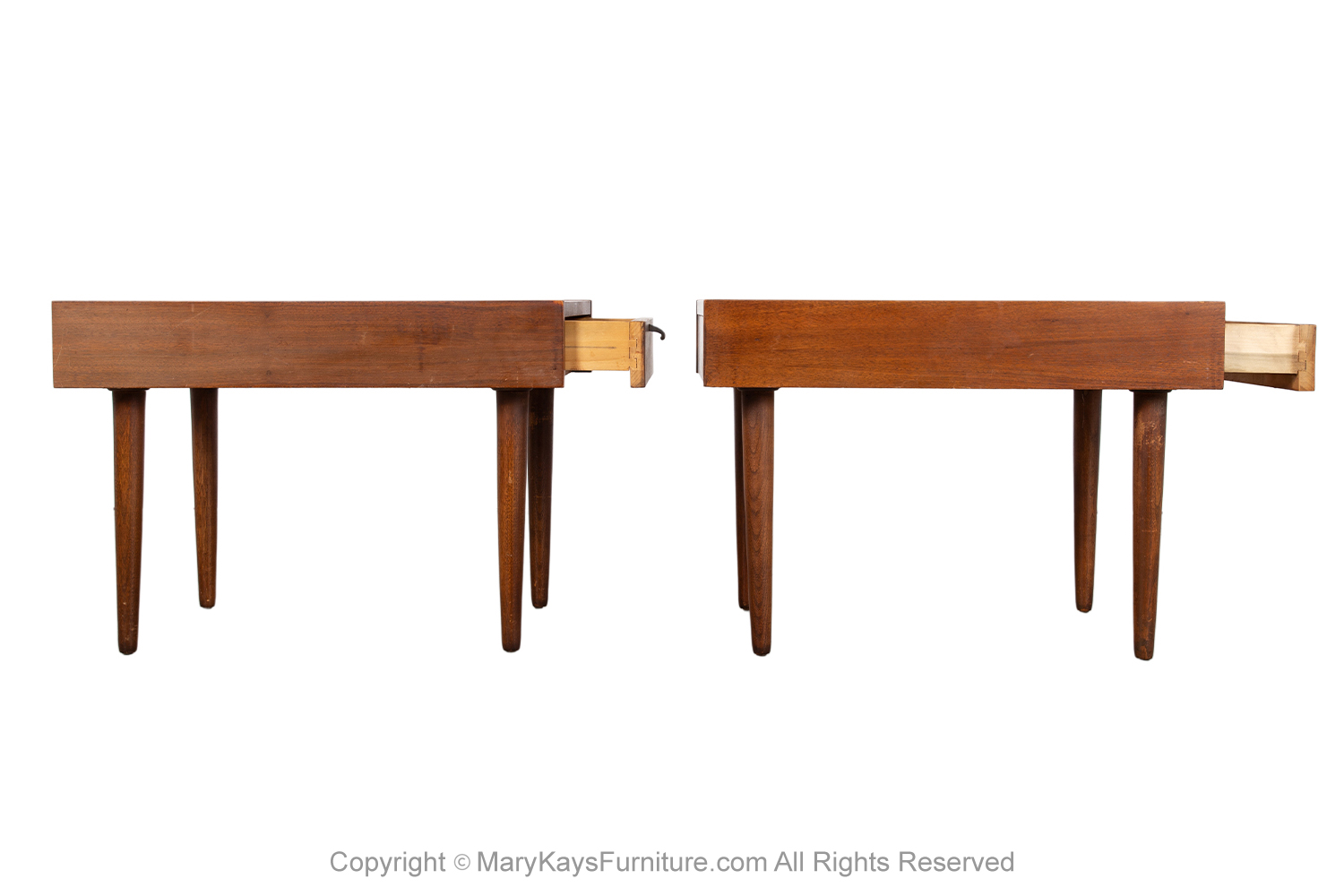 45426b7b-1069-45d4-9c07-90eba595d18e_Pair-Mid-Century-End-side-Tables-Nightstands-American-of-Martinsville.jpg