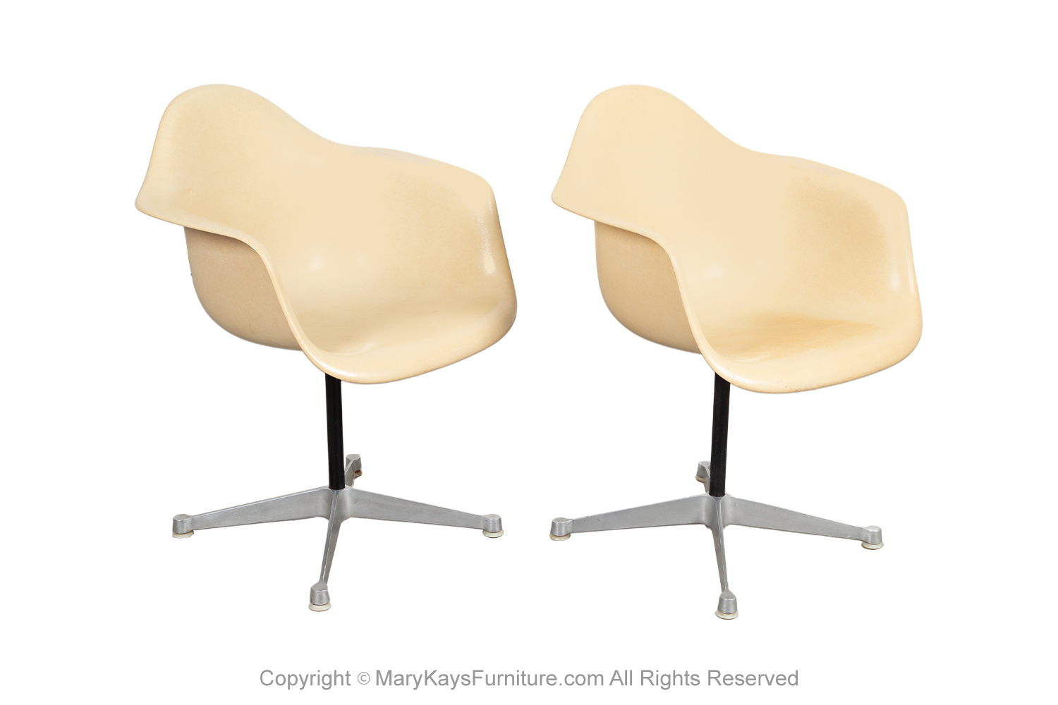 4e4658a1-69e5-4b3c-96ed-00452d90feb9_pair-Bucket-fiberglass-Swivel-Chairs-Charles-Eames-for-Herman-Miller-2.jpg
