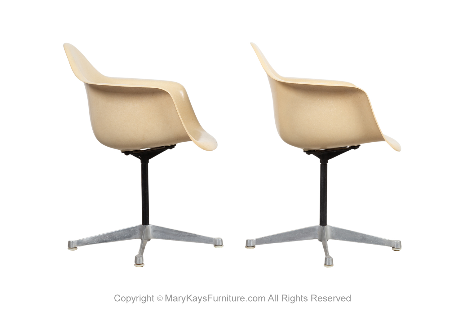 4e4658a1-69e5-4b3c-96ed-00452d90feb9_pair-Bucket-fiberglass-Swivel-Chairs-Charles-Eames-for-Herman-Miller-3.jpg