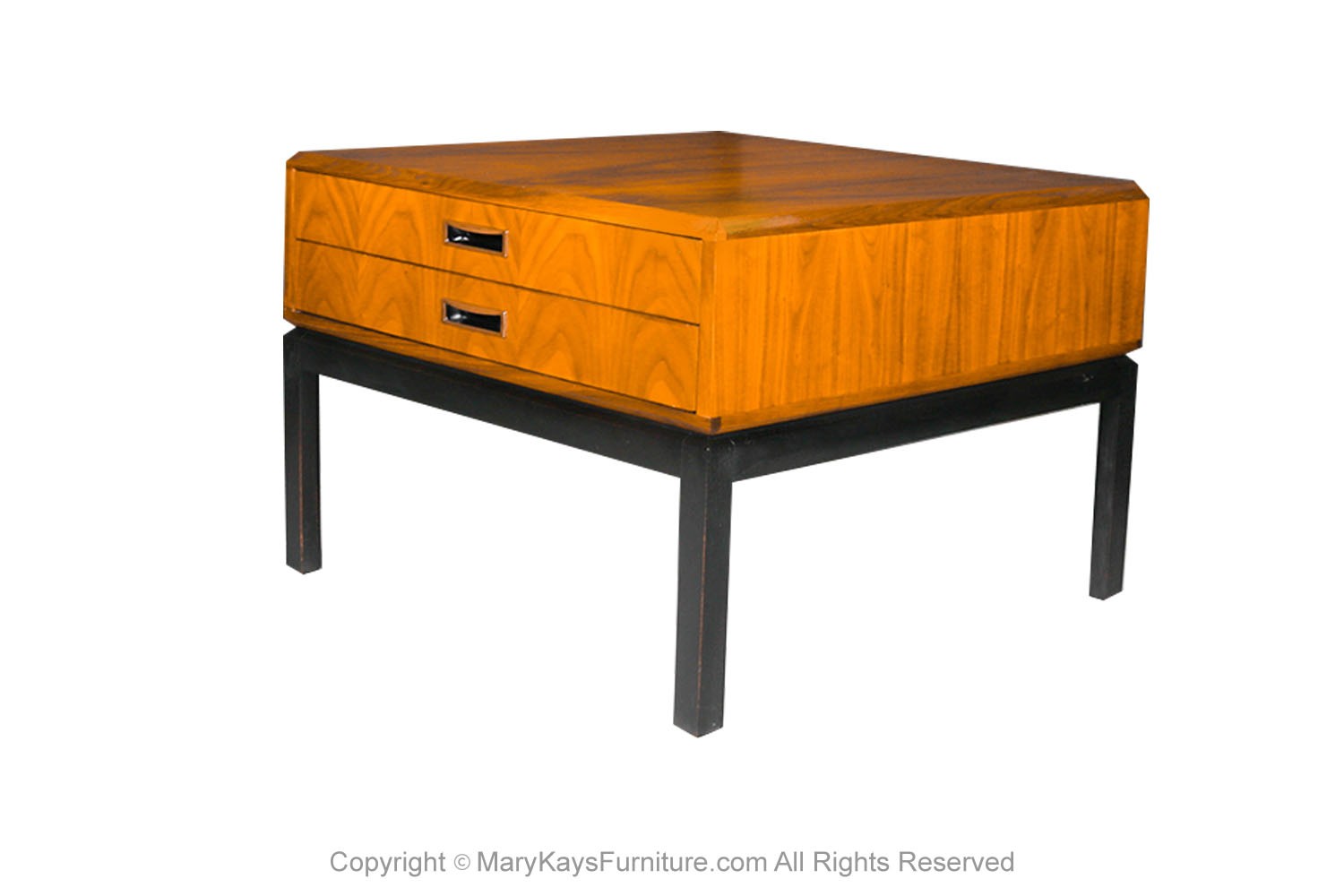 5e8ac596-8bd5-48fa-b195-8e23f4090260_Vintage-Mid-Century-Walnut-Campaign-Style-Side-End-Coffee-Table-1.jpg