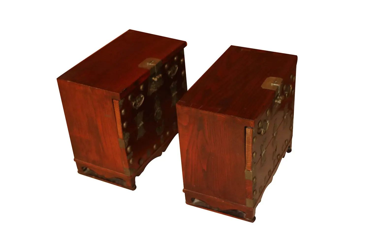 a7dee809-84c8-4e52-8d41-cbeeee150322_Pair-Antique-Korean-Elm-brass-Chests-8.webp