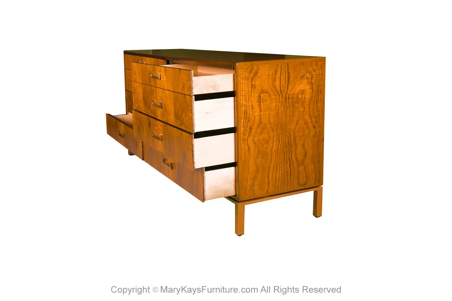 e809ac5a-6ac3-4002-83e0-fd82be016493_Mid-Century-Walnut-Dresser-Founders-Furniture-Attributed-to-Jack-Cartwright-5.webp