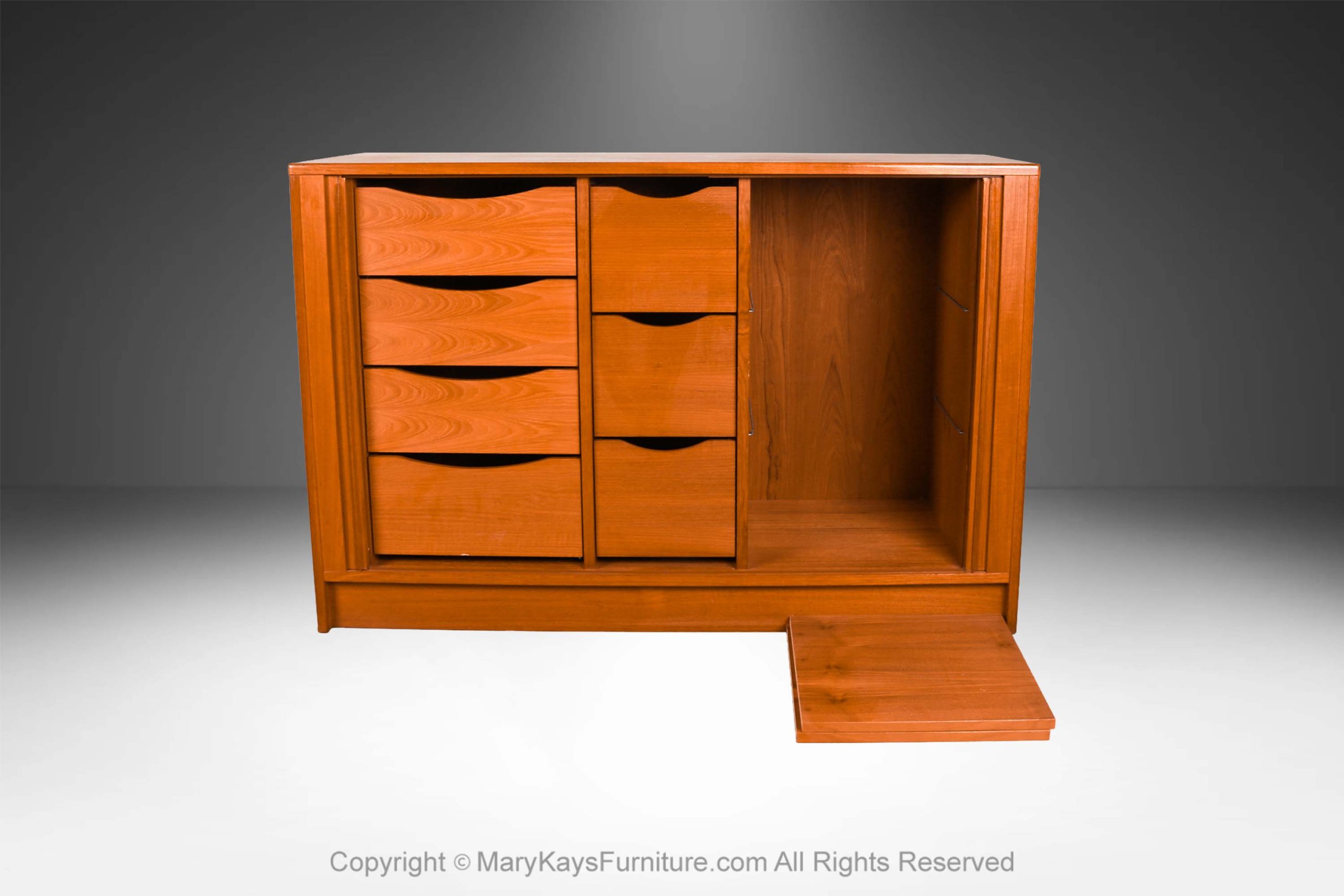 Mid-Century-Poul-Hundevad-Teak-Danish-Tambour-Door-Dresser-11.jpg